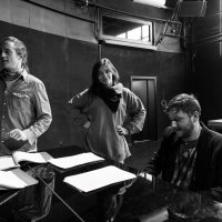 Muškarac upoznaje ženu