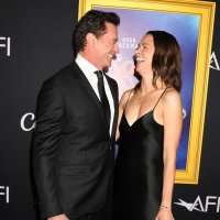 Hugh Jackman i Sutton Foster