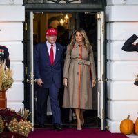 Donald Trump i Melania Trump na Noć vještica