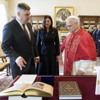 Sanja Musić Milanović i Zoran Milanović kod pape Lava XIV.