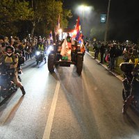 Veliki broj građana u Novom Sadu dočekuje studente