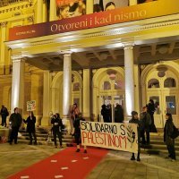 Umjetnice i aktivisti u Rijeci prekinuli premijeru Naharinove predstave i pozvali na bojkot