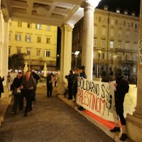 Umjetnice i aktivisti u Rijeci prekinuli premijeru Naharinove predstave i pozvali na bojkot