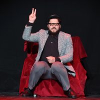 Premijera predstave 'Uza skale, niza skale'