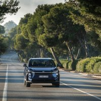 Toyota bZ4X FWD Deep Blue Metalik