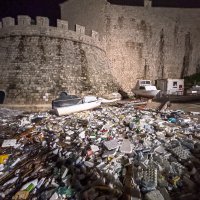 Dubrovnik zatrpan smećem iz Albanije