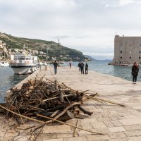 Dubrovnik zatrpan smećem iz Albanije