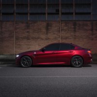 Alfa Romeo Giulia i Stelvio Quadrifoglio Collezione