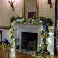 Bijela kuća blagdansko uređenje