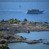 Dugi Rat: Ostaci bivše tvornice ferolegura