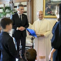 Andrej Plenković s obitelji kod pape