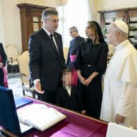 Andrej Plenković s obitelji kod pape
