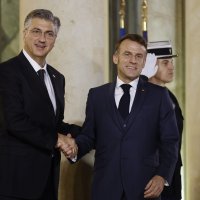 Sastanak Plenkovića i Macrona