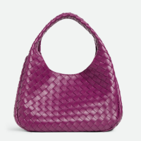 Torba Campana modne kuće Bottega Veneta