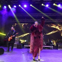 Maja Šuput na koncertu 'Želim život'