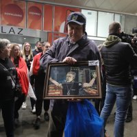 Atmosfera ispred Arene prije Thompsonovog koncerta