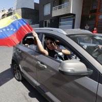Venezuelanci koji žive u Čileu slave hapšenje predsjednika Madura