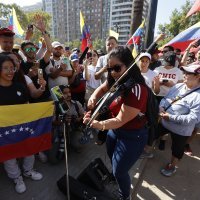 Venezuelanci koji žive u Čileu slave hapšenje predsjednika Madura