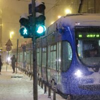 ZET-ovci brenerom odmrzavali tračnice