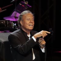 Julio Iglesias