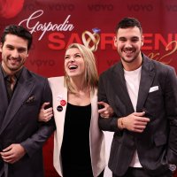 Anita Martinović s kandidatima showa 'Gospodin Savršeni'