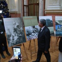 Tonino Picula na izložbi o Jasenovcu u Beogradu