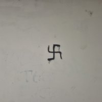 Grafiti s pozivom na ubojstvo Milorada Pupovca