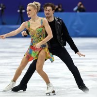 Phebe Bekker i James Hernandez