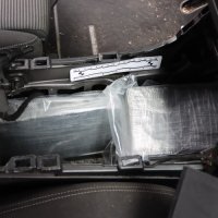 Policija pronašla drogu u Mercedesu