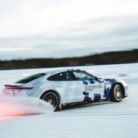 Porsche Taycan GTS na ledu driftao neprekidno 17,503 km