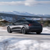 Tesla uvodi AI pomoćnika Groka