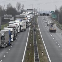 Kilometarska kolona pred Breganom