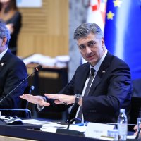 Svečana dodjela ugovora za izgradnju, rekonstrukciju i opremanje osnovnih škola