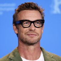 Simon Baker