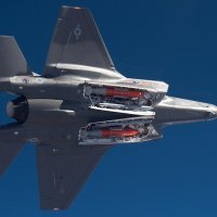 F-35 može lansirati dvije nuklearne bombe B61 te dvije protuzračne rakete AIM-120
