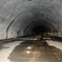 Napušteni vojni kompleks u Željavi