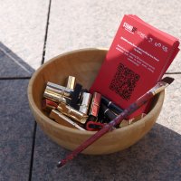 Zagreb: Na Cvjetnom trgu postavljena dva umjetnička platna zbog problema uličnog uznemiravanja žena