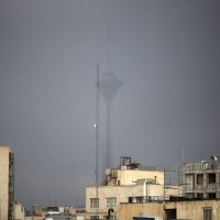 Crni dim nad Teheranom