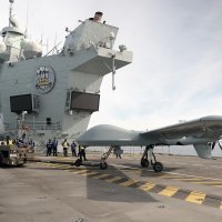 Dron Mojave na palubi HMS Prince of Wales