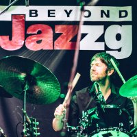 Vlado Kreslin i Mali bogovi