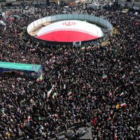 Pogreb Alija Laridžanija i poginulih mornara u Teheranu