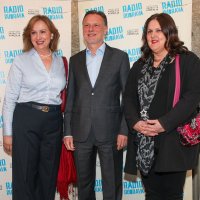 Gordan i Sonja Jandroković s Uršulom Cetinski, ravnateljicom zagrebačkog Gradskog kazališta Komedija