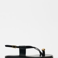 Zara - sandale s prstenom