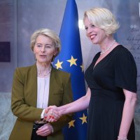 Urška Klakočar Zupančič i Ursula von der Leyen