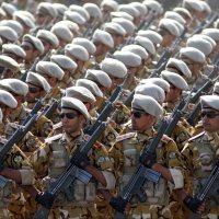 Iranska kopnena vojska tijekom jedne vojne parade