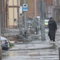 Zagreb: Olujani vjetar stvara probleme u centru grada