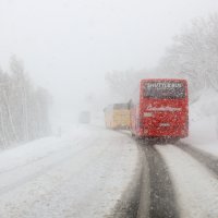 Snijeg paralizirao promet prema Rijeci