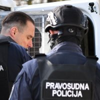 Srđan Mlađan doveden pod jakim osiguranjem na sud