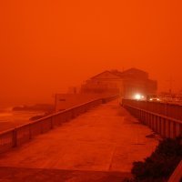 Crveno nebo na Kreti