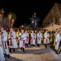 Procesija 'Za križen' na otoku Hvaru
